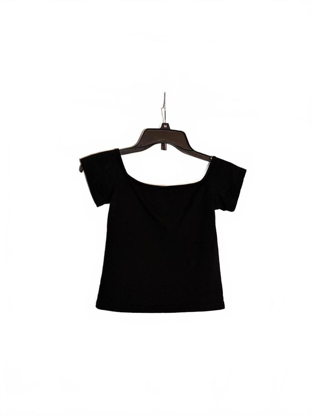 Edikted Off-Shoulder Top Size Small